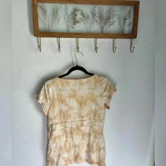 Bohemian wrap top with crochet detail in cream size medium! - Picture 3 of 4